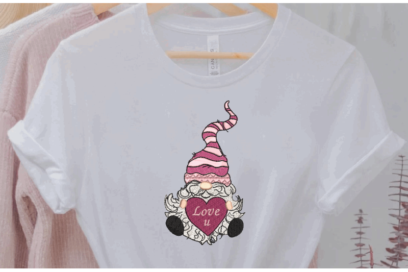 valentine-love-gnome-machine-embroidery-design