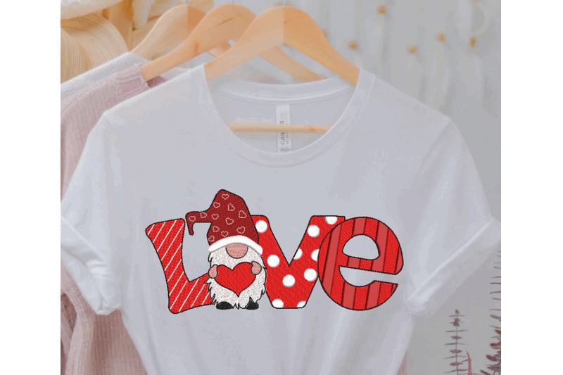 valentine-gnome-love-machine-embroidery-design