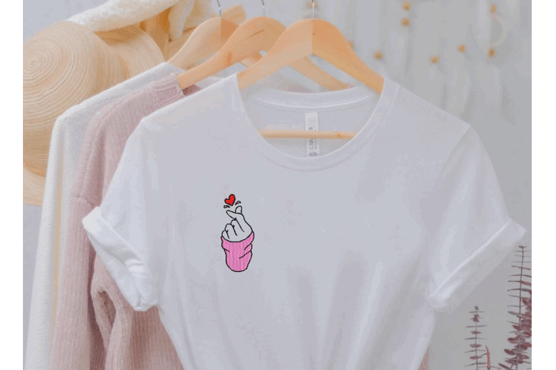 finger-snap-with-heart-machine-embroidery-design