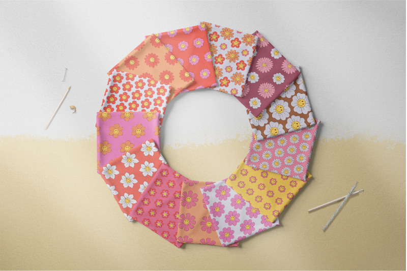 smiley-flowers-retro-seamless-patterns