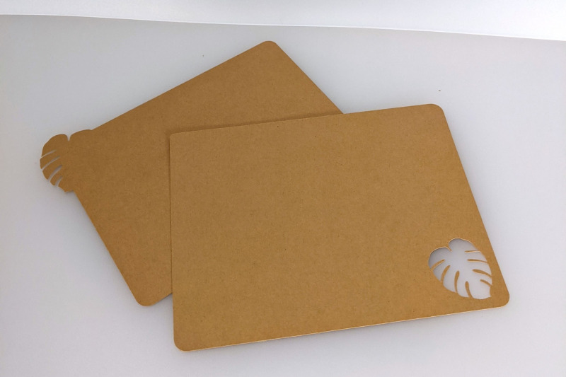 monstera-envelope-and-note-cards