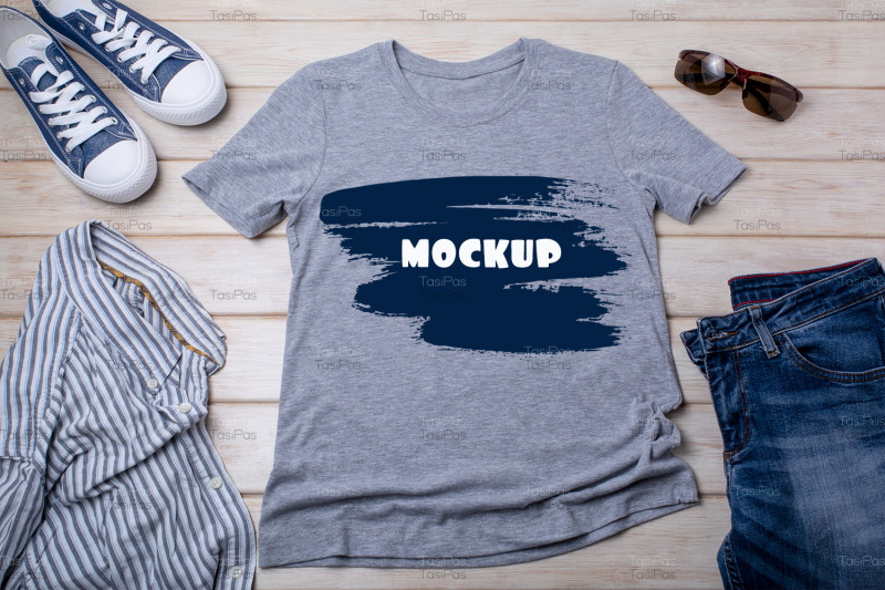 gray-t-shirt-mockup-with-sneakers-and-striped-shirt