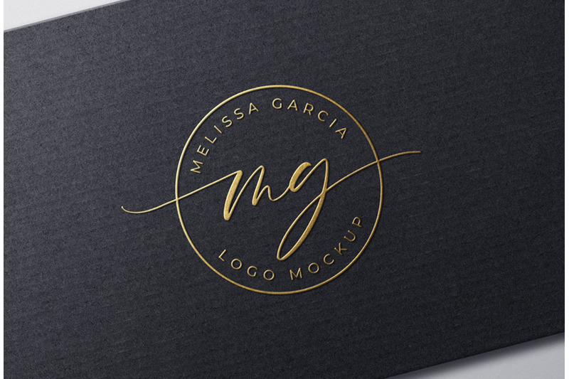 embossed-gold-foil-stamping-logo-mockup-on-black-card