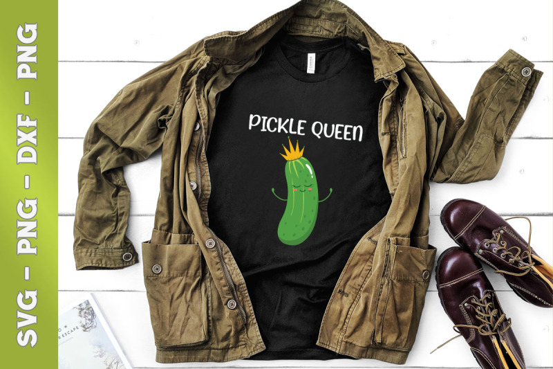 pickle-queen-vegan-funny-cucumber