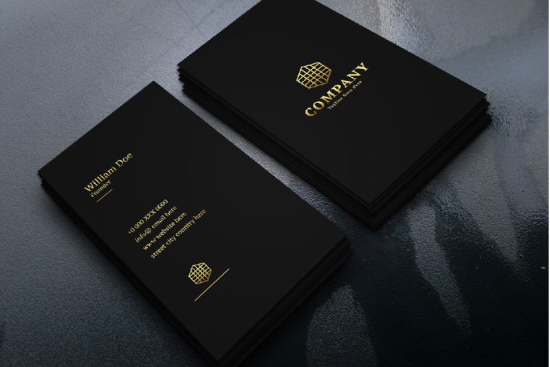 gold-black-minimal-creative-vertical-business-card