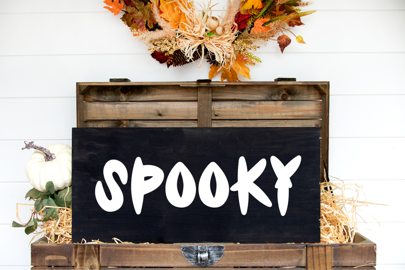 forest-witch-scary-halloween-font