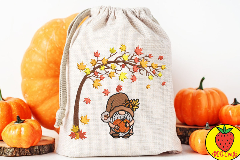 autumn-gnome-with-pumpkin-embroidery-design