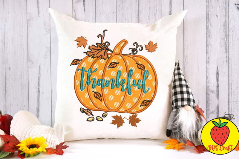 pumpkin-thankful-embroidery-design