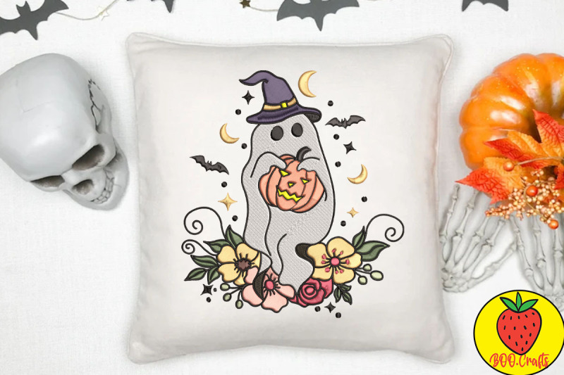 retro-spooky-and-flower-embroidery