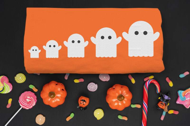 mini-cute-ghost-embroidery