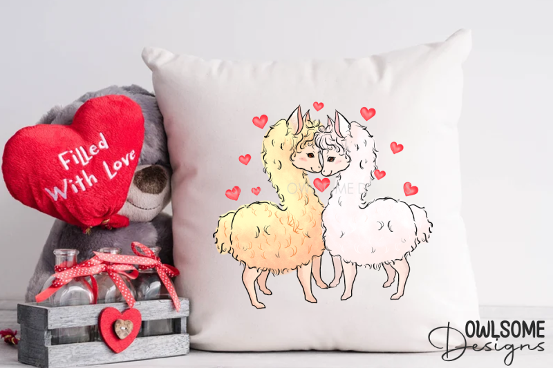 couple-of-llamas-in-love-valentine-day-png-design