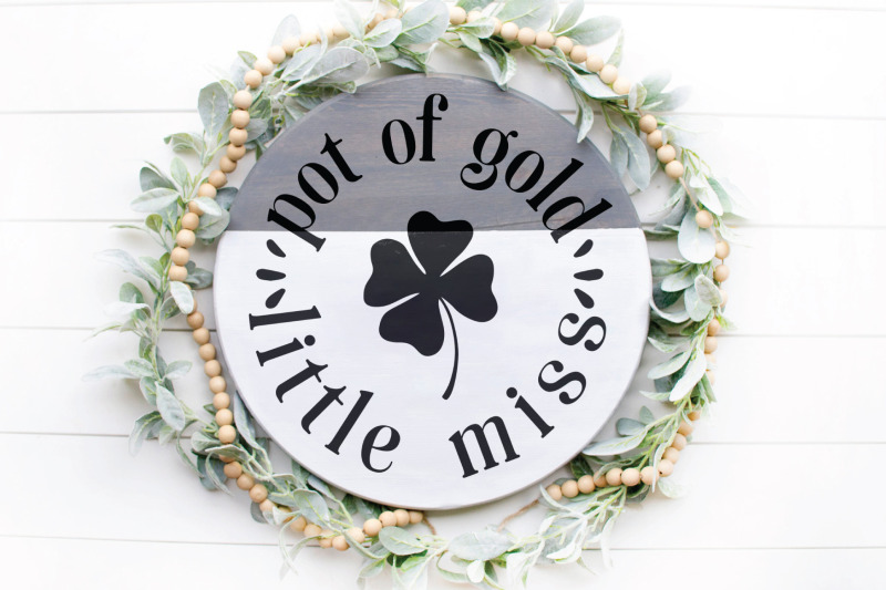 st-patrick-039-s-day-round-sign-svg-design