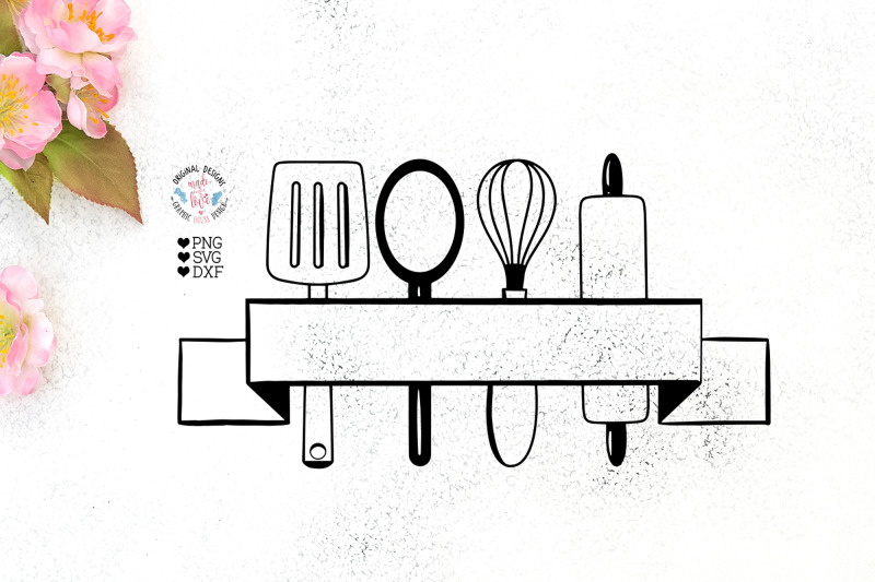kitchen-family-name-frame-with-kitchen-utensils