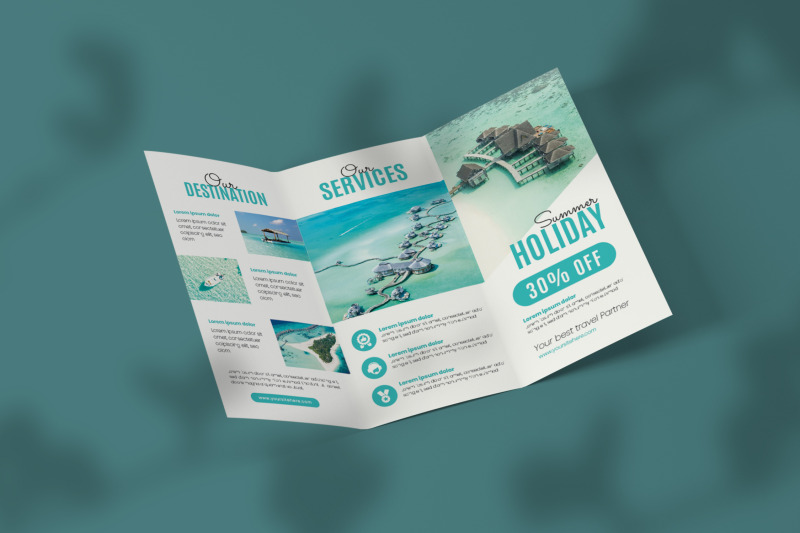 travel-trifold-brochure