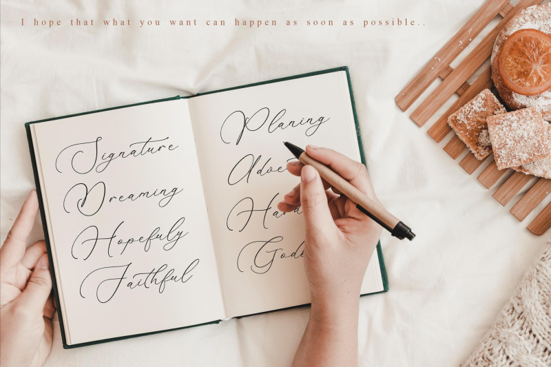 madyntha-geradine-chic-calligraphy