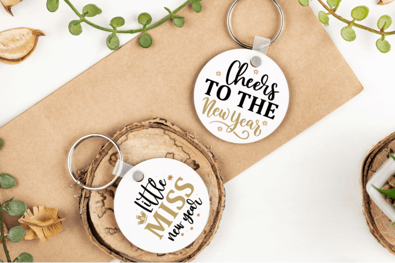 new-year-keychain-svg-bundle