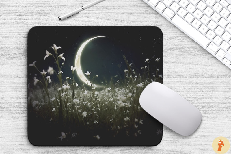 crescent-moon-on-field-of-white-flowers