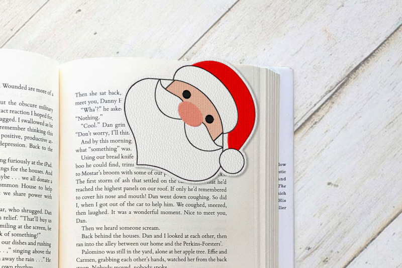 ith-santa-claus-corner-bookmark-applique-embroidery