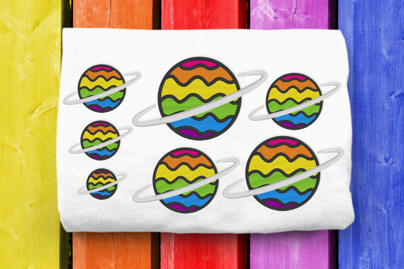 mini-rainbow-planet-embroidery