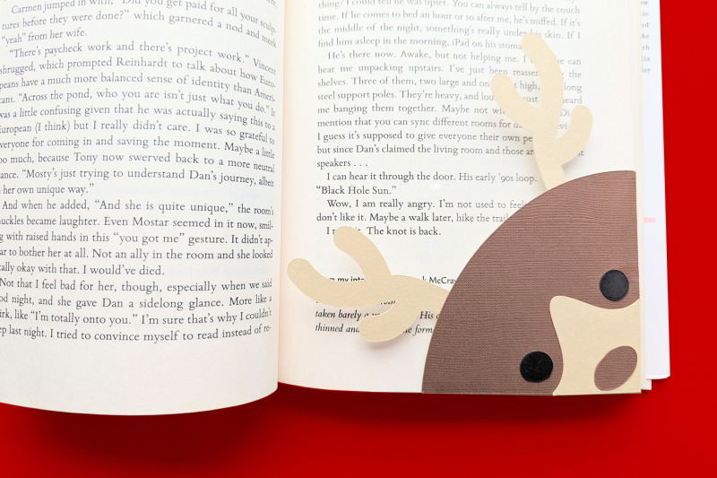 reindeer-face-papercut-corner-bookmark-svg-png-dxf-eps