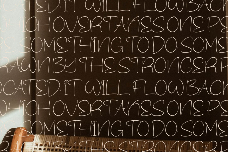 gemshelo-modern-handwritten-font