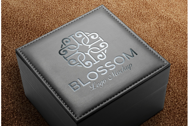 luxe-logo-mockup-black-leather-jewelry-box