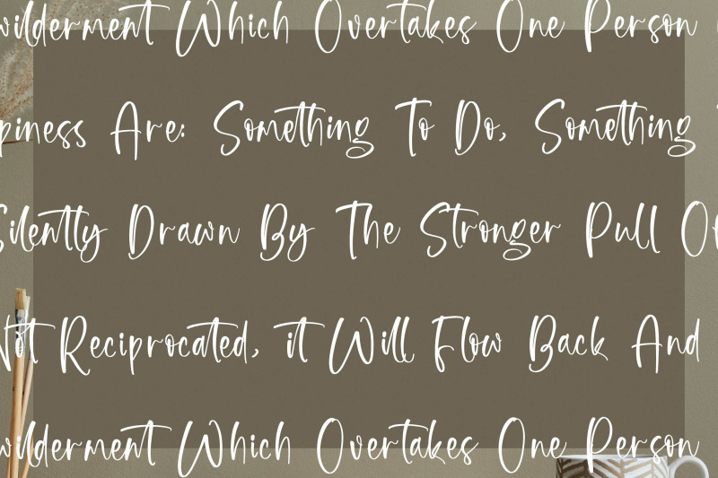 mystical-sunlight-modern-handwritten-font