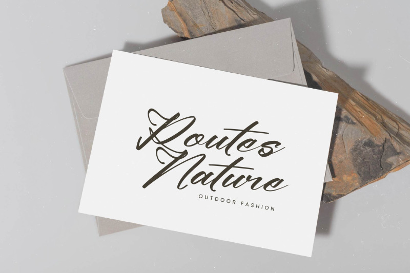 climbing-nature-modern-calligraphy-font