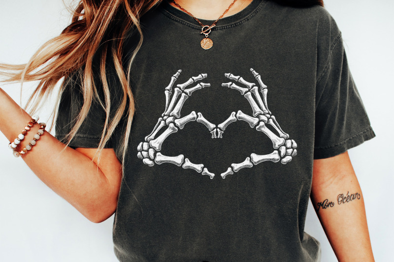 skeleton-hands-heart-png-halloween-png-skeleton-heart-hands-skeleto