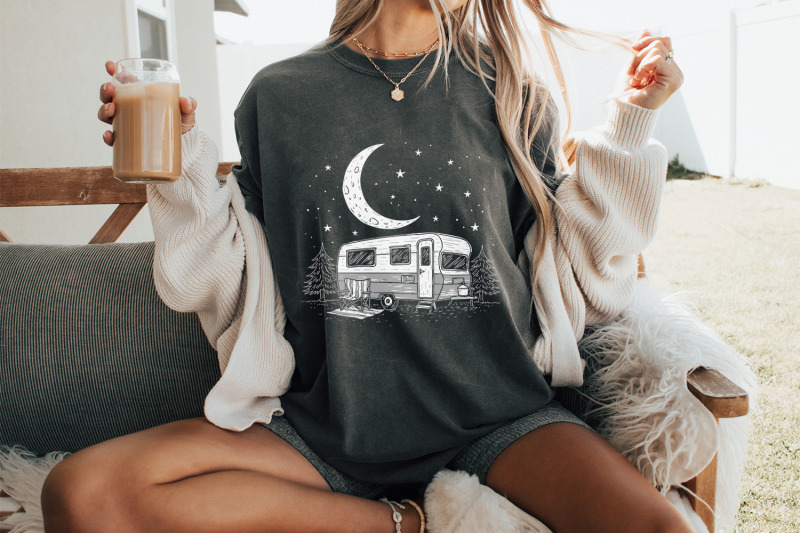camping-life-png-retro-camper-under-stars-outdoor-adventure-design
