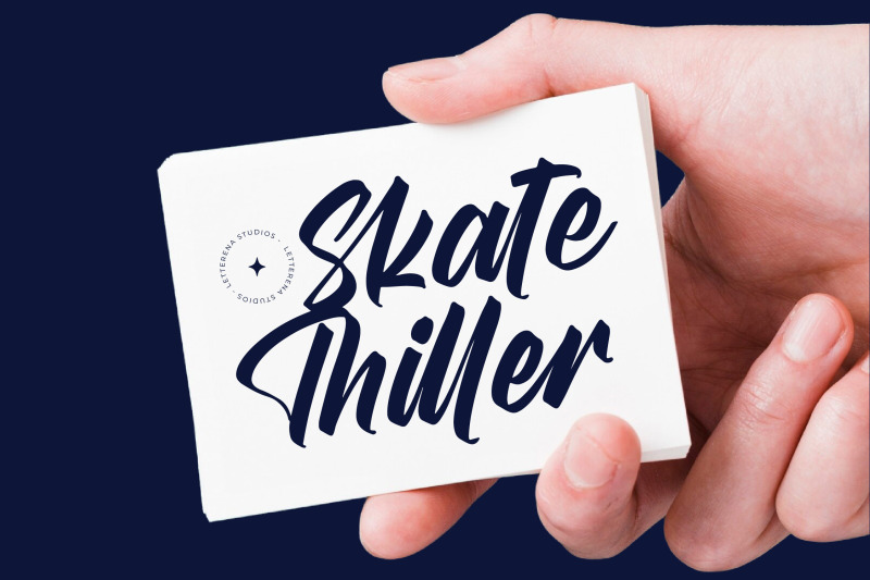 duster-nighty-bold-handwritten-font