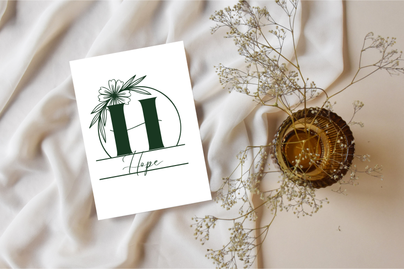 floral-charm-line-monogram