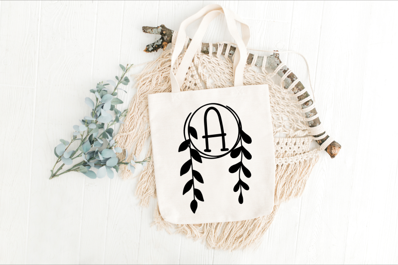 autumn-leaf-monogram