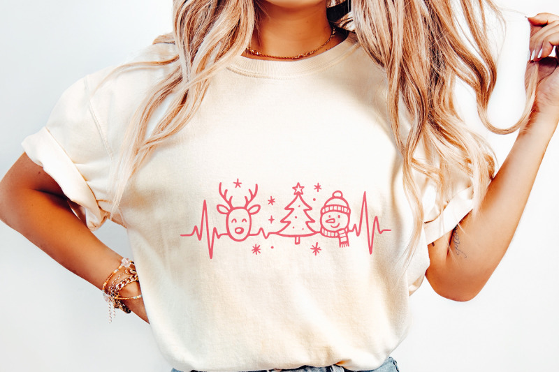 heartbeat-christmas-png-cute-reindeer-snowman-and-christmas-tree-min