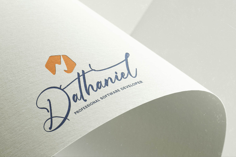 heartin-daniela-bold-handwritten-font