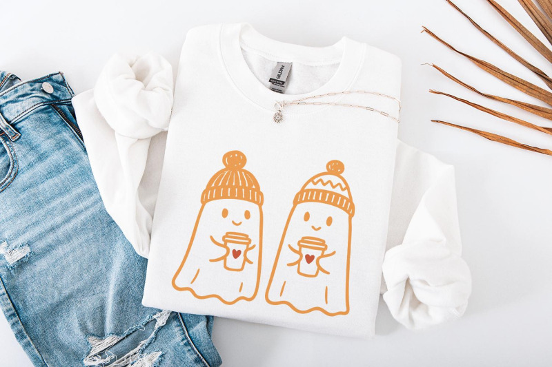cozy-ghost-coffee-png-cute-ghosts-with-winter-hats-autumn-coffee-art