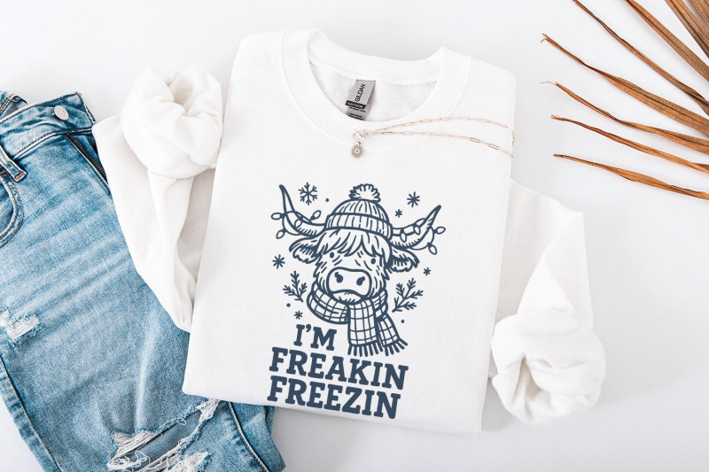 i-039-m-freakin-freezin-png-funny-winter-highland-cow-shirt-cold-weather