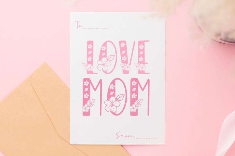blomie-floral-decorative-font