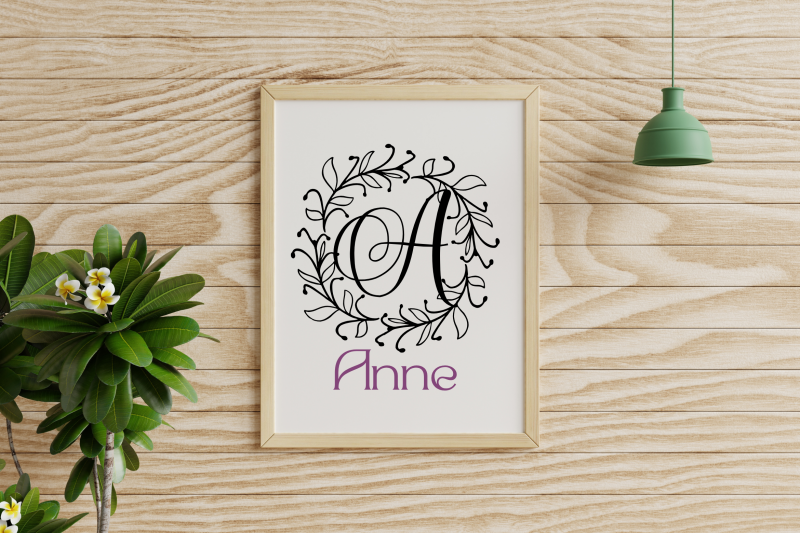 rosalia-wreath-monogram