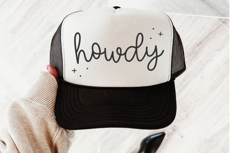 mint-honey-cute-script-font
