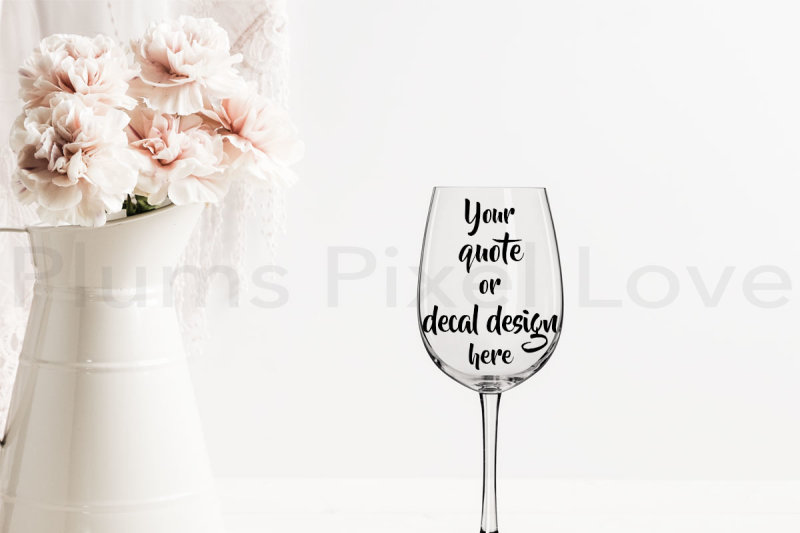 pretty-styled-floral-wine-glass-mockups