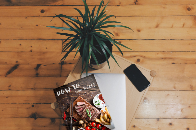 Free Book's cover Mockup (PSD Mockups)