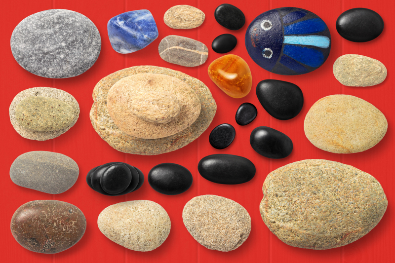 isolated-seashells-and-stones