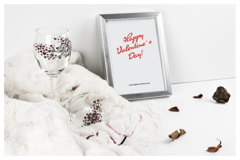 frame-mockup-valentine-s-day-theme