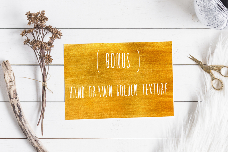 serena-gold-font-and-golden-flowers