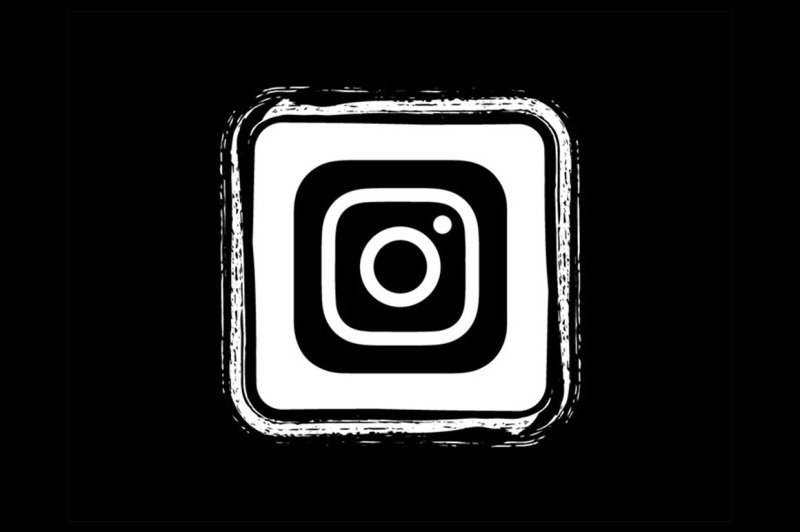 black-sketch-square-social-media-icons