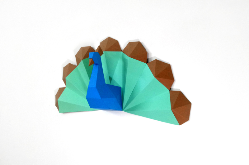 diy-peacock-trophy-3d-papercraft