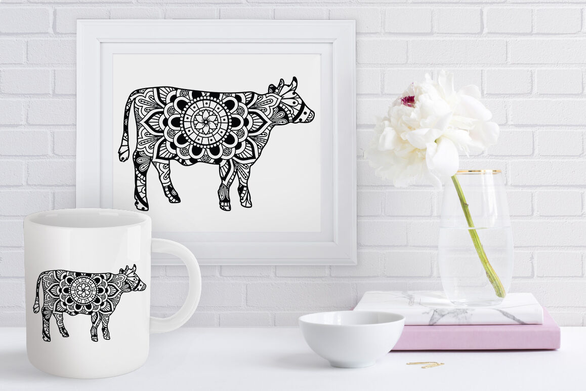 Download Free Cricut Cow Face Svg PSD Mockup Template